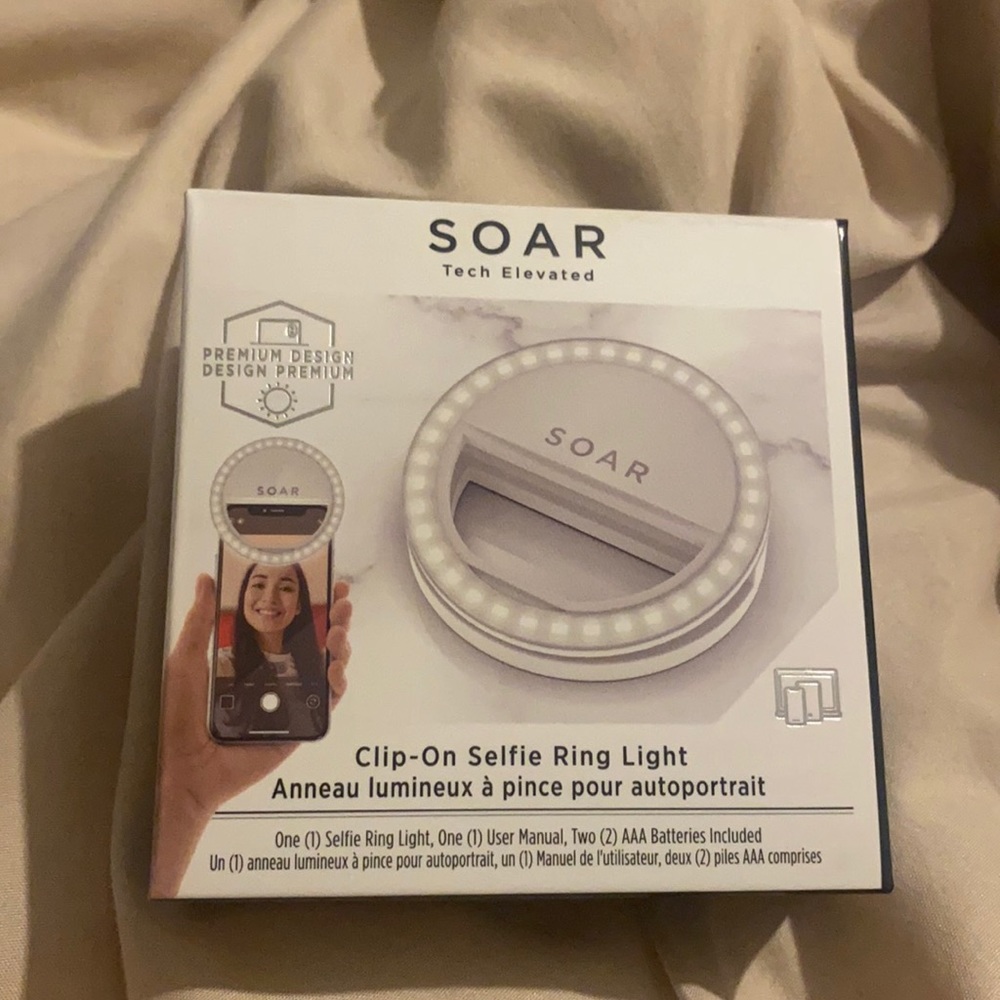 Soar Tech Elevated Clip-on Ring Light